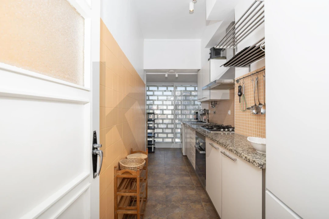 Apartamento T1 para Arrendamento em Avenidas Novas Foto 12
