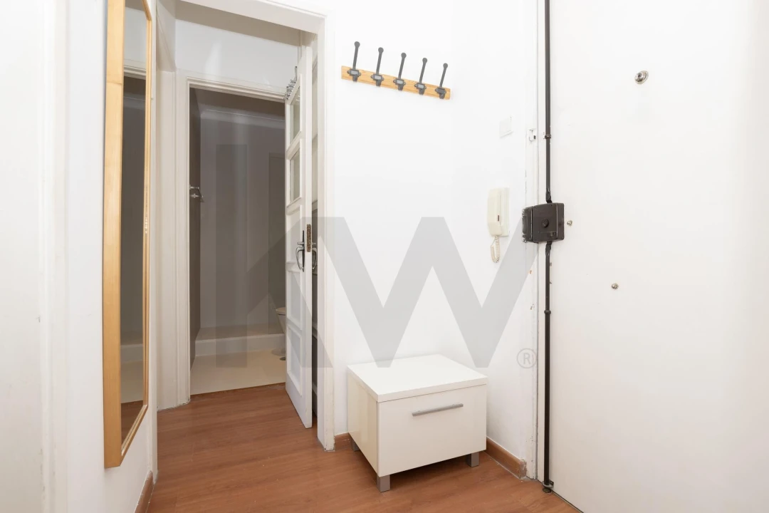 Apartamento T1 para Arrendamento em Avenidas Novas Foto 13