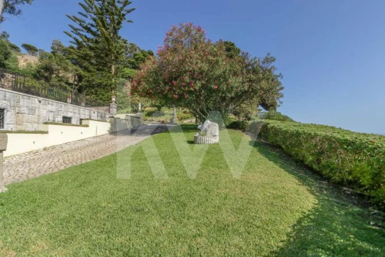 Moradia T12 para Venda em Costa da Caparica Foto 42