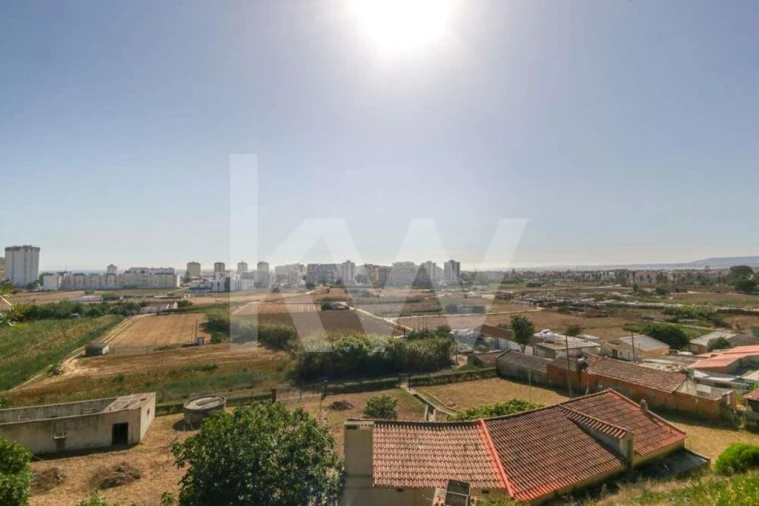 Moradia T12 para Venda em Costa da Caparica Foto 44