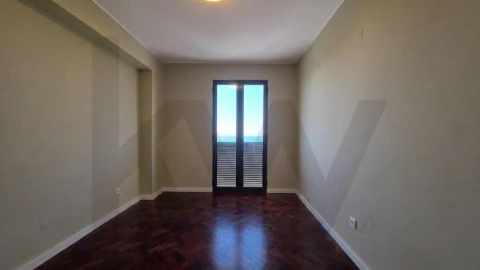 Apartamento T3 para Venda em Funchal (São Pedro)