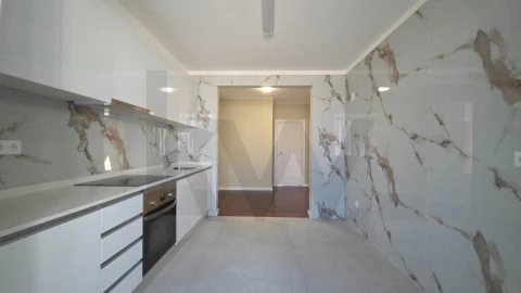 Apartamento T3 para Venda em Funchal (São Pedro)
