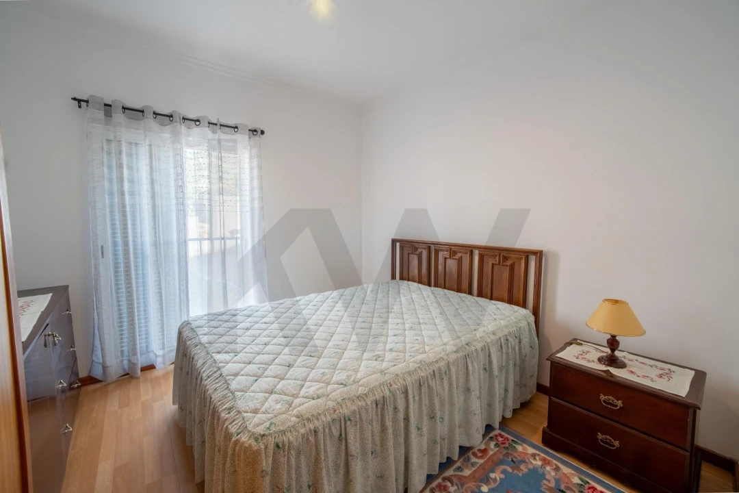 Apartamento T2 para Venda em Caniço Foto 16