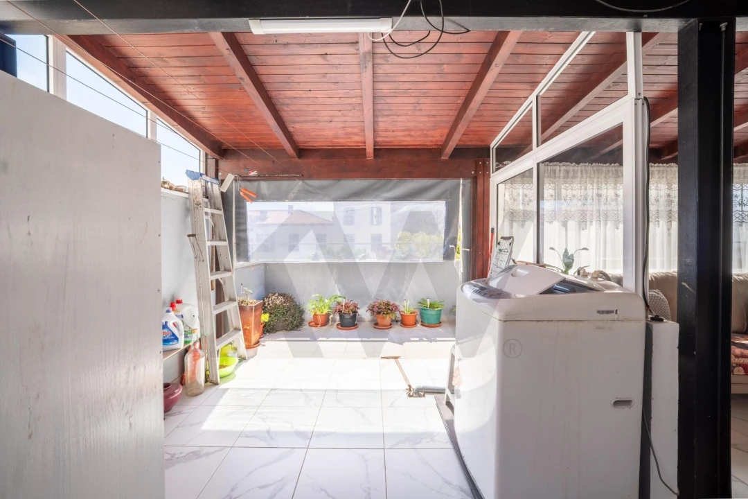 Apartamento T2 para Venda em Caniço Foto 35