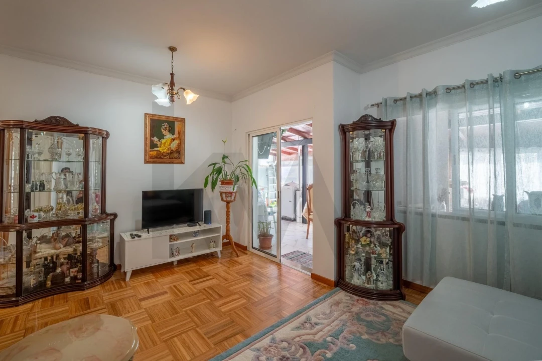 Apartamento T2 para Venda em Caniço Foto 10