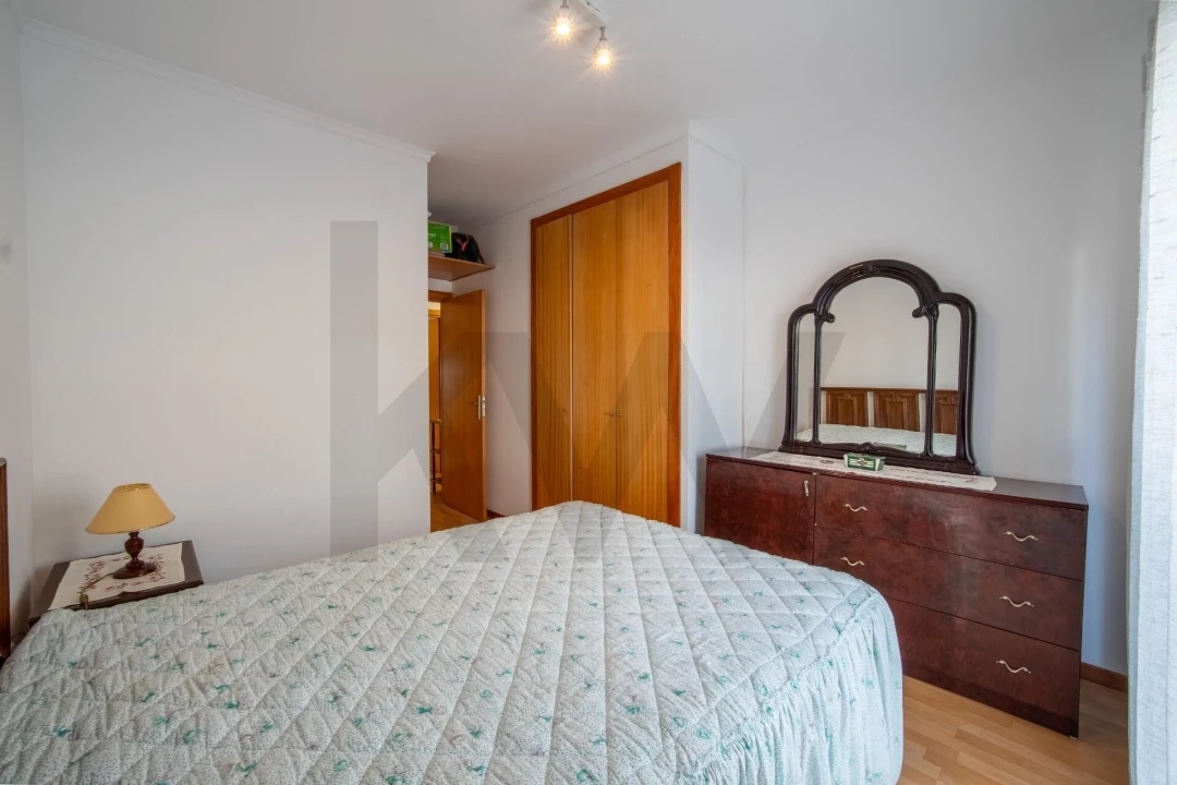 Apartamento T2 para Venda em Caniço Foto 18