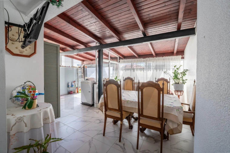 Apartamento T2 para Venda em Caniço Foto 29