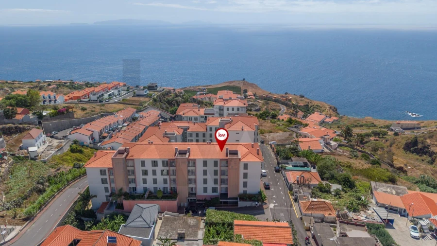 Apartamento T2 para Venda em Caniço Foto 2