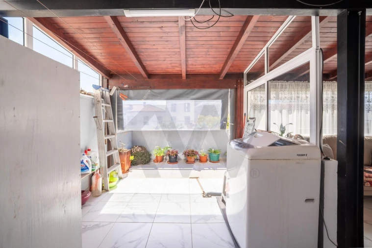 Apartamento T2 para Venda em Caniço Foto 35