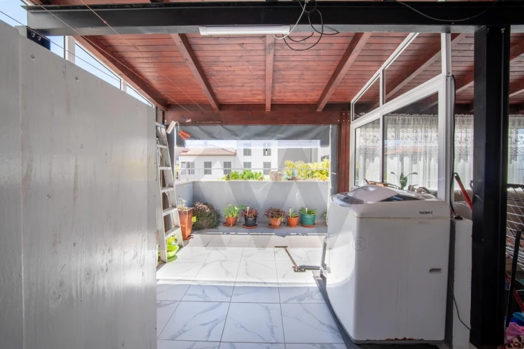 Apartamento T2 para Venda em Caniço Foto 37