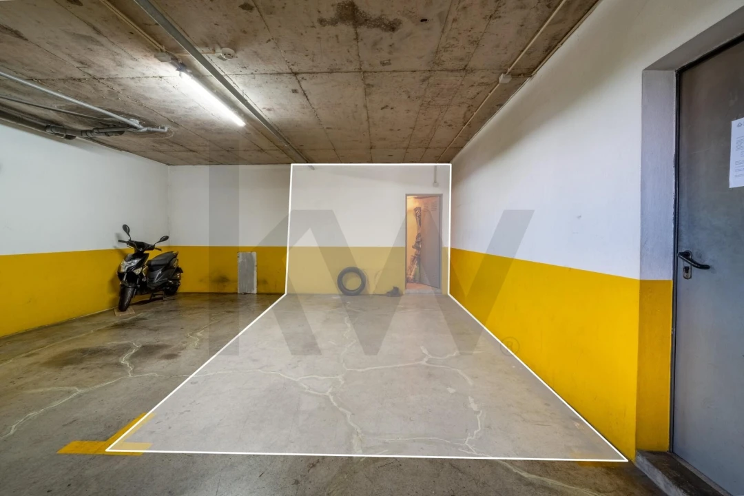 Apartamento T2 para Venda em Caniço Foto 39