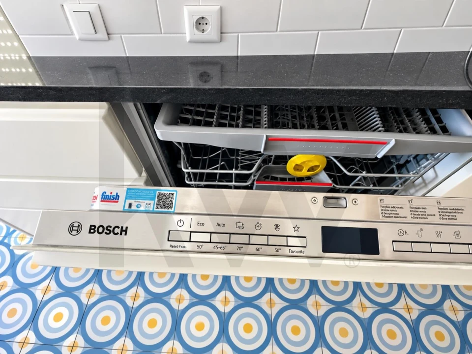 Apartamento T2 para Arrendamento em Mina de Água Foto 8