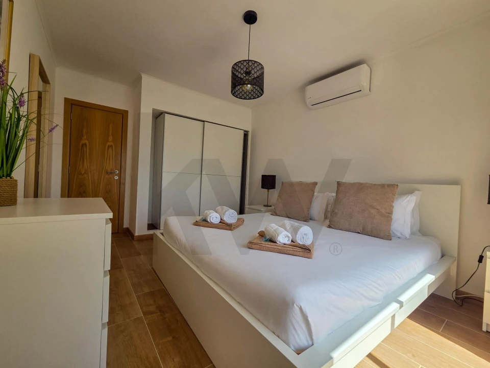 Apartamento T2 para Venda em Porches Foto 17