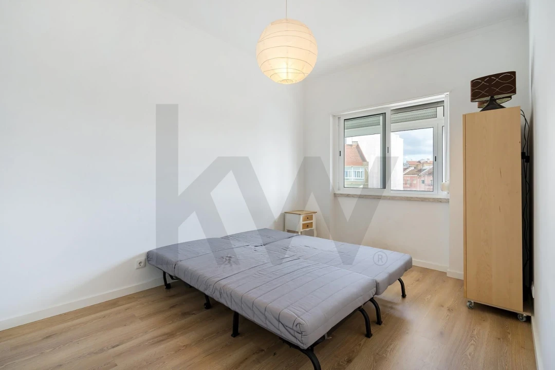 Apartamento T2 para Arrendamento em Ajuda Foto 14