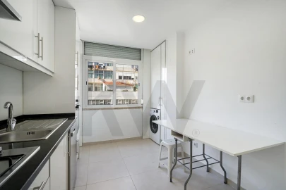 Apartamento T2 para Arrendamento em Ajuda