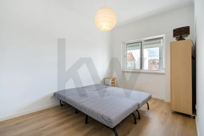 Apartamento T2 para Arrendamento em Ajuda