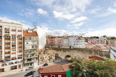 Apartamento T2 para Arrendamento em Ajuda