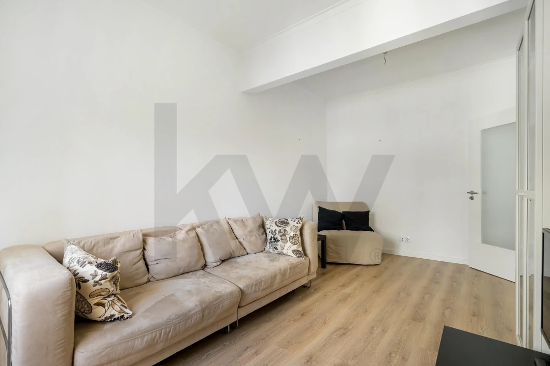 Apartamento T2 para Arrendamento em Ajuda Foto 8