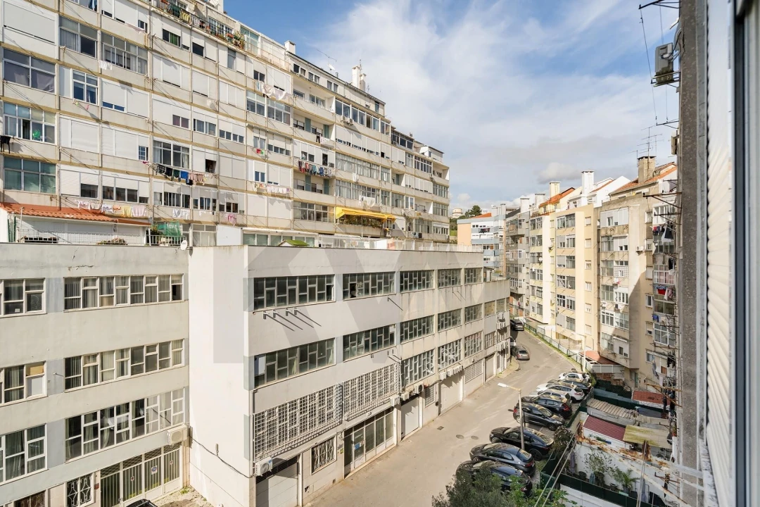 Apartamento T2 para Arrendamento em Ajuda Foto 25