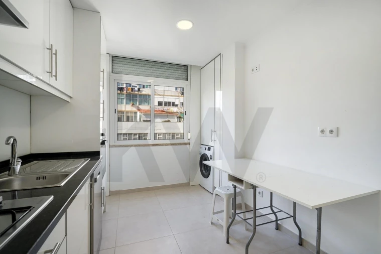 Apartamento T2 para Arrendamento em Ajuda Foto 10