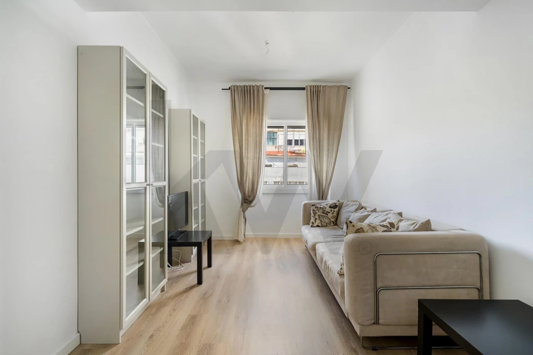 Apartamento T2 para Arrendamento em Ajuda Foto 4