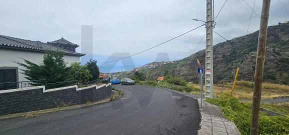 Terreno para Venda em Ribeira Brava
