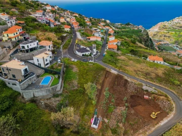 Terreno para Venda em Ribeira Brava