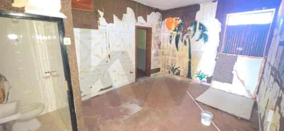 Prédio para Venda em Camacha