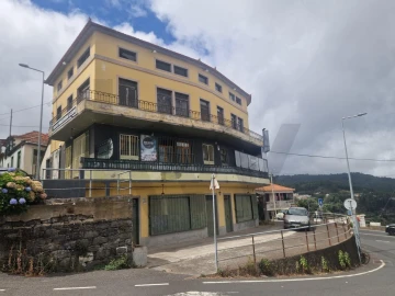 Prédio para Venda em Camacha