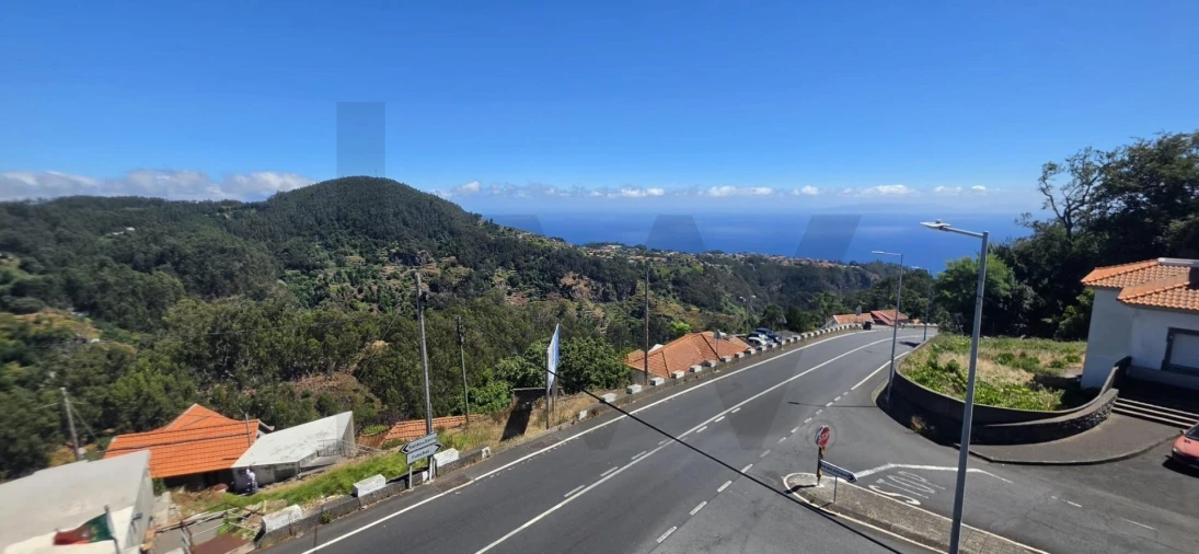 Prédio para Venda em Camacha Foto 20
