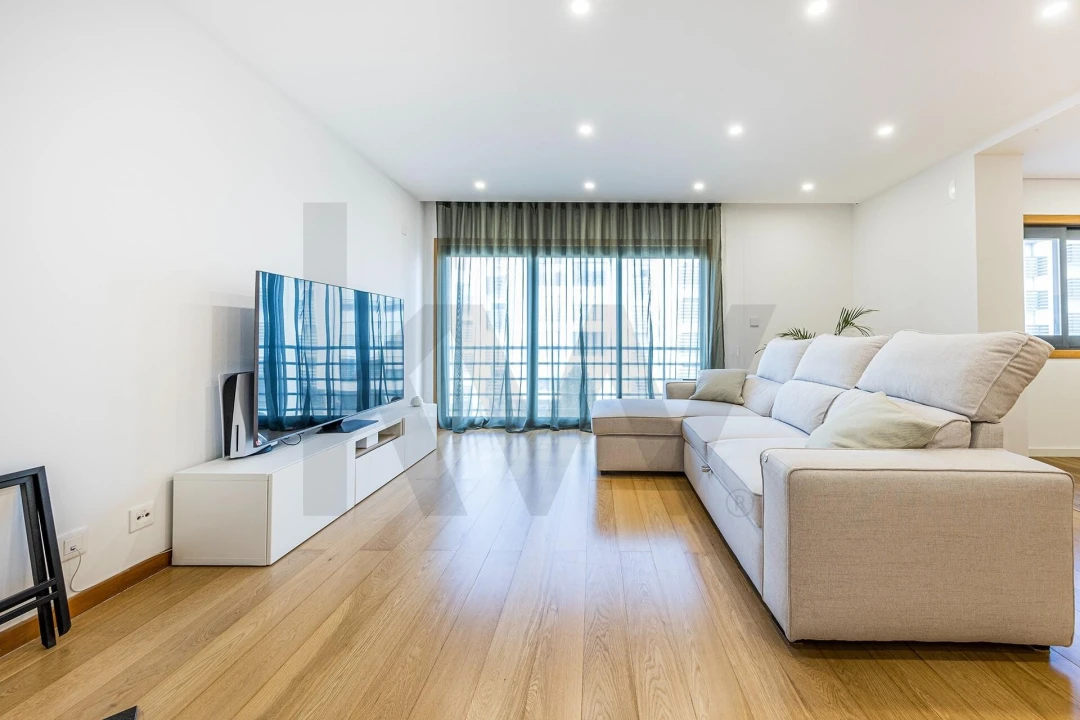Apartamento T2 para Venda em Mina de Água Foto 3