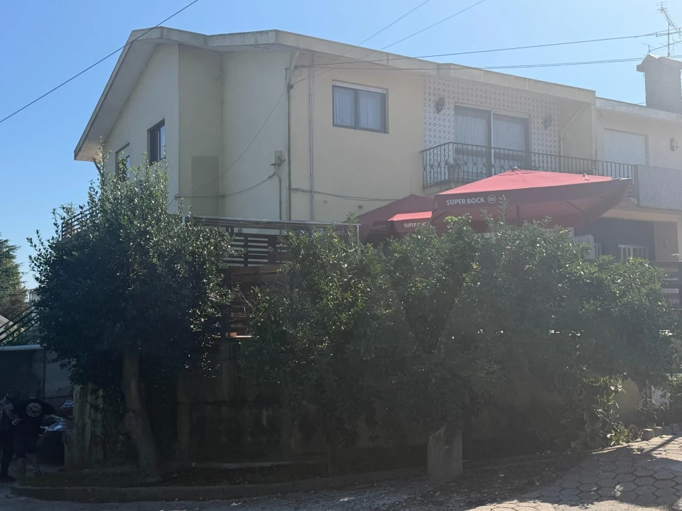 Prédio para Venda em Arrifana Foto 12