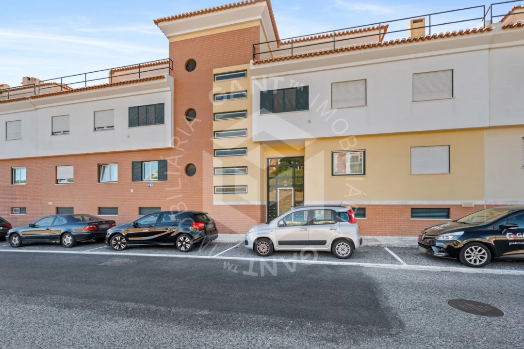 Apartamento T3 para Arrendamento em Carnaxide e Queijas Foto 25