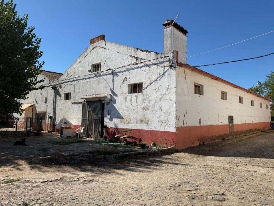 Negócio para Venda em Urra Foto 13