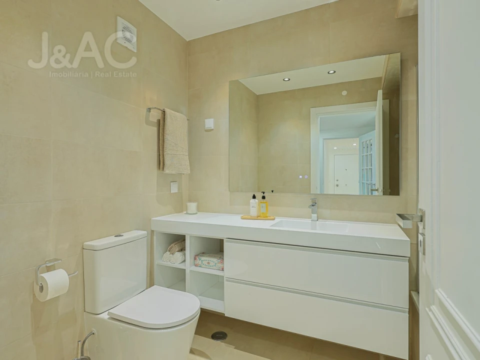 Apartamento T3 para Arrendamento em Carcavelos e Parede Foto 1