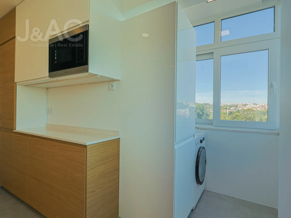 Apartamento T3 para Arrendamento em Carcavelos e Parede Foto 14