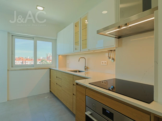 Apartamento T3 para Arrendamento em Carcavelos e Parede Foto 10