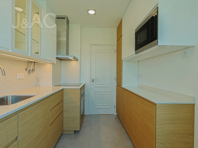 Apartamento T3 para Arrendamento em Carcavelos e Parede Foto 12