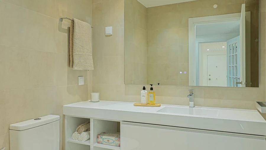 Apartamento T3 para Arrendamento em Carcavelos e Parede