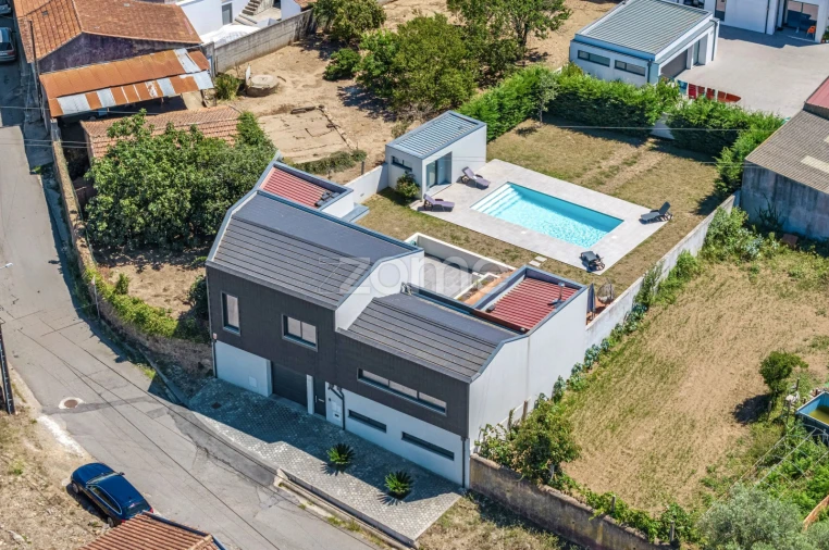 Moradia T4 para Venda em Ovar, São João, Arada e São Vicente de Pereira Jusã Foto 38