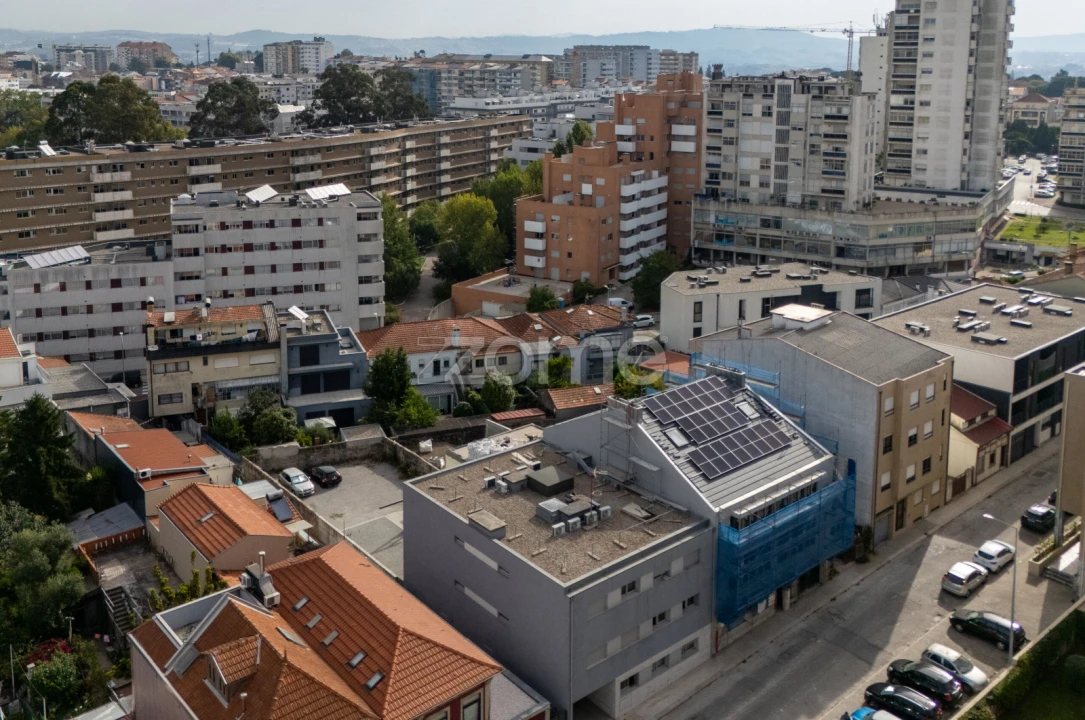 Apartamento T1 para Venda em Paranhos Foto 10