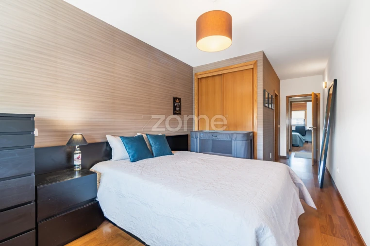Apartamento T3 para Venda em Custóias, Leça do Balio e Guifões Foto 22
