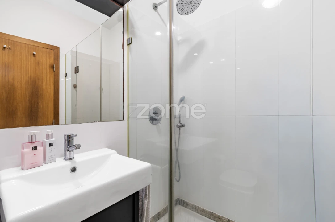 Apartamento T3 para Venda em Custóias, Leça do Balio e Guifões Foto 19