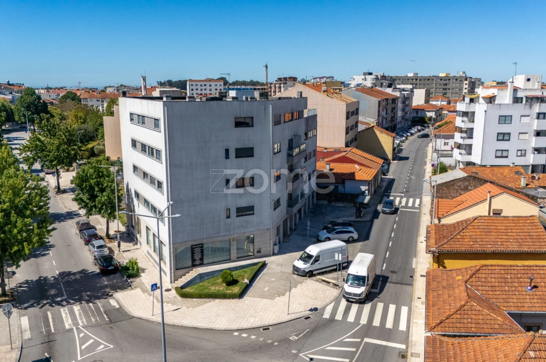 Apartamento T3 para Venda em Custóias, Leça do Balio e Guifões Foto 1