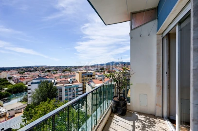 Apartamento T3 para Venda em Rio de Mouro
