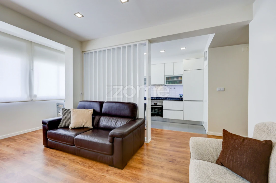 Apartamento T3 para Venda em Rio de Mouro Foto 4