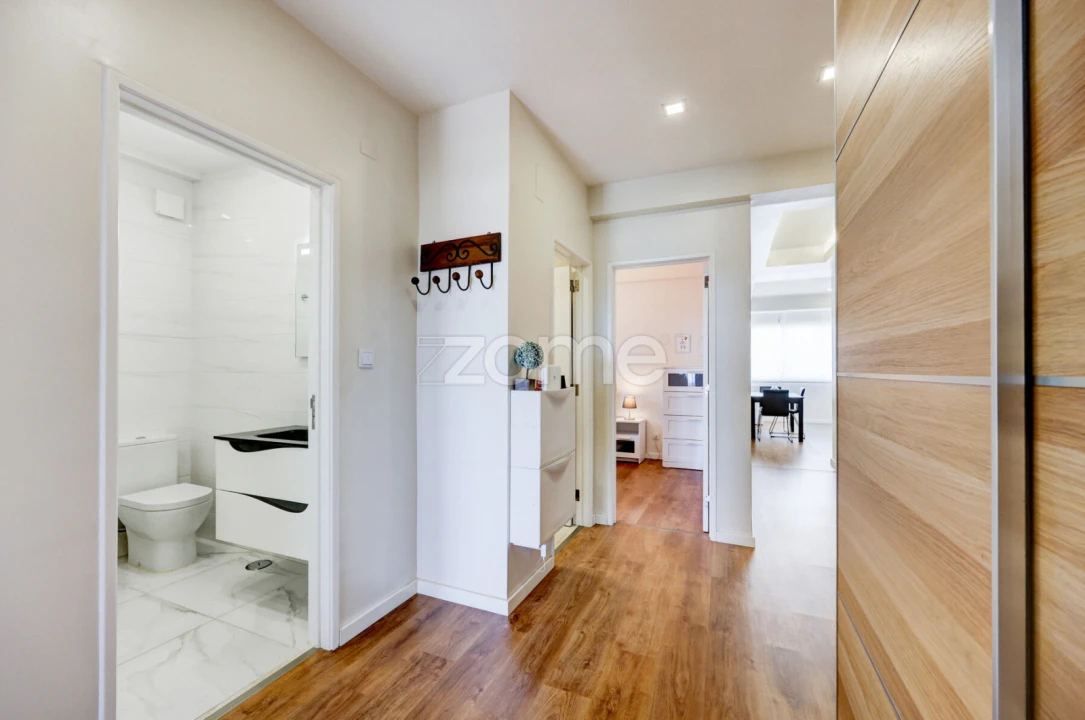 Apartamento T3 para Venda em Rio de Mouro Foto 51