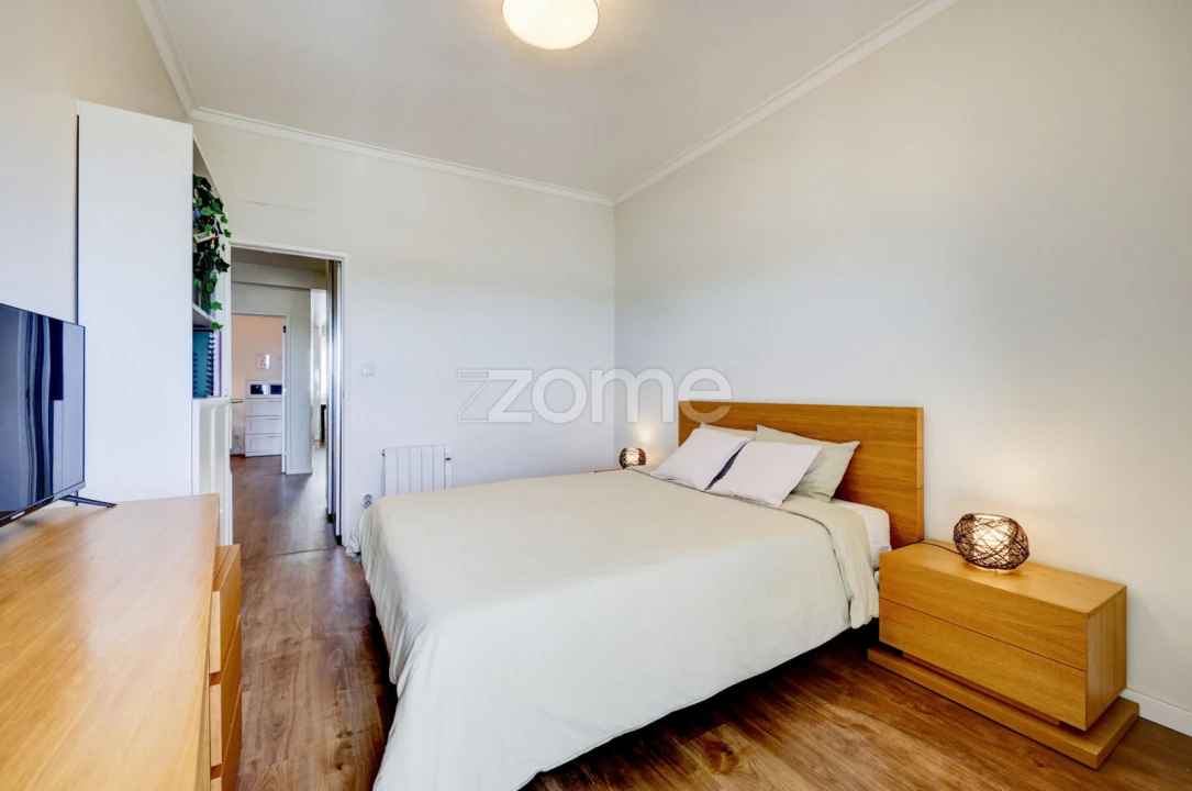 Apartamento T3 para Venda em Rio de Mouro Foto 46