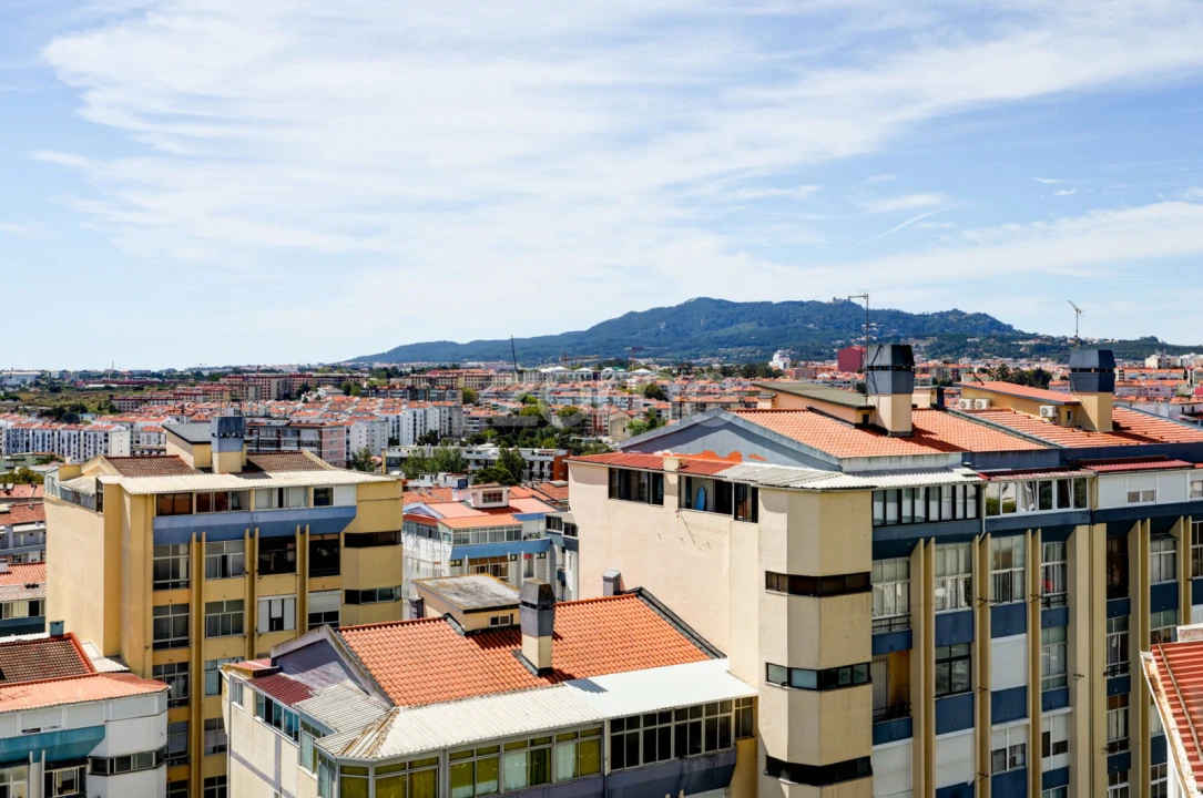 Apartamento T3 para Venda em Rio de Mouro Foto 36