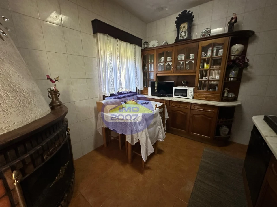 Moradia T3 para Venda em Fiães Foto 4